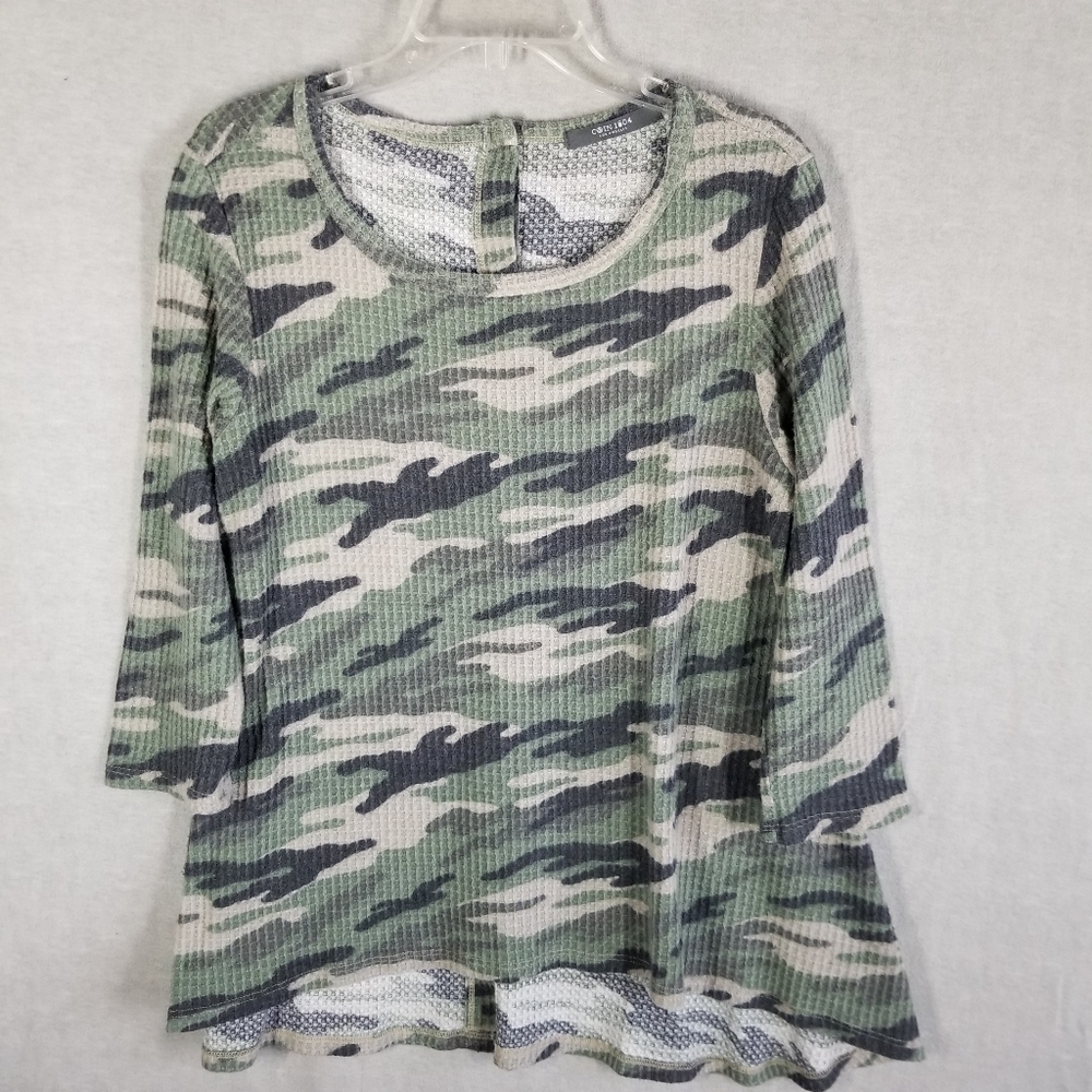 Coin 1804 Los Angeles Women’s Large‎ Green Camouflage Print Boho Casual Knit Top